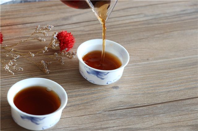 十几年的普洱茶能喝吗