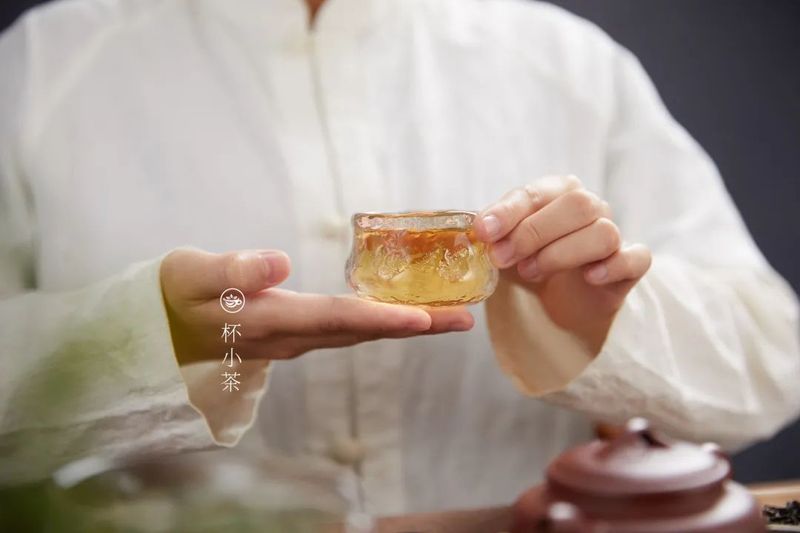 为什么茶这么苦，我还就爱喝？