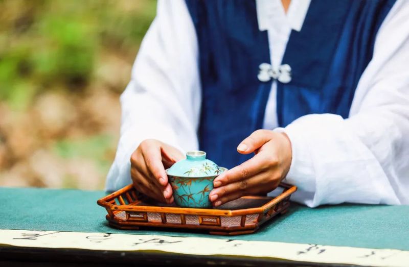 芒种茶席：竹林品茶，领略传统文化之美