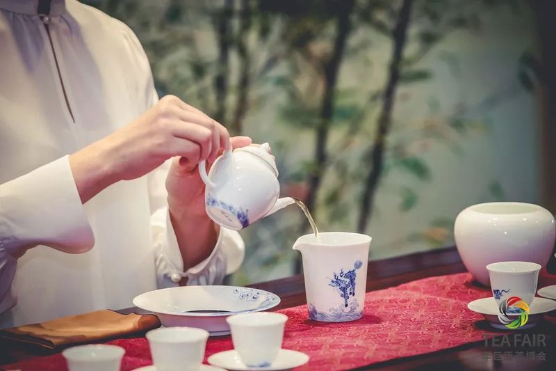 不了解红茶的“八香十味”，不能说喝懂了红茶