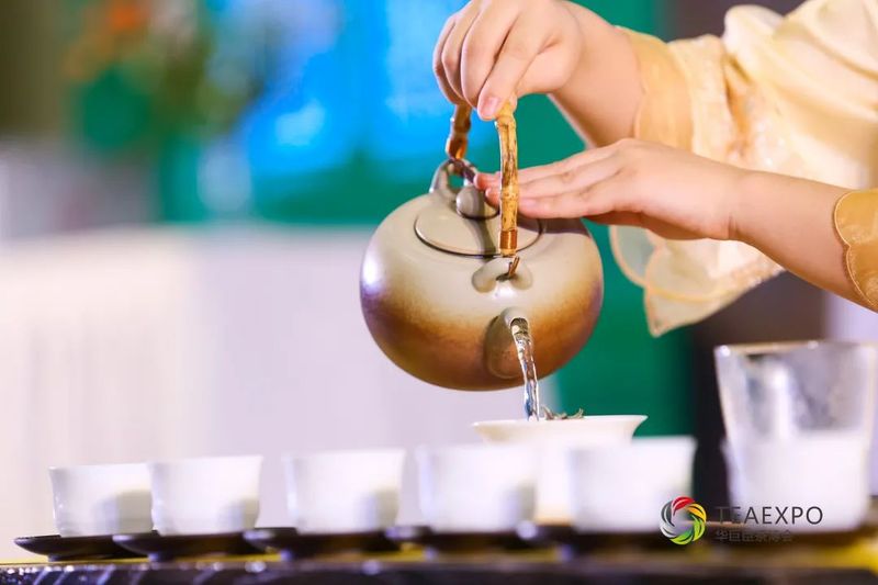 不了解红茶的“八香十味”，不能说喝懂了红茶