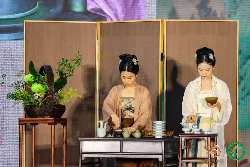 泥炉煎茶，漫煮清雅！一起来看看古人是如何煎茶的？
