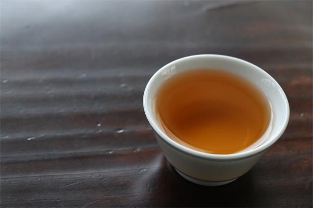 越陈越香！普洱生茶陈化的物质密码有哪些？