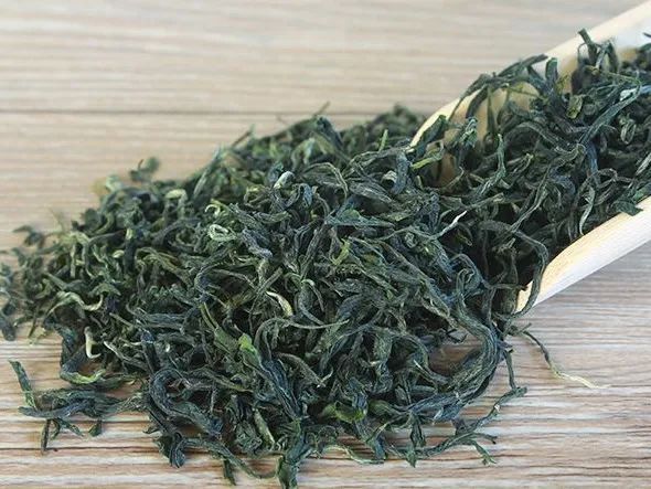 湖北伍家台贡茶——碧翠银毫，乾隆亲题“皇恩宠锡”