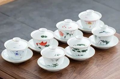 湖北伍家台贡茶——碧翠银毫，乾隆亲题“皇恩宠锡”