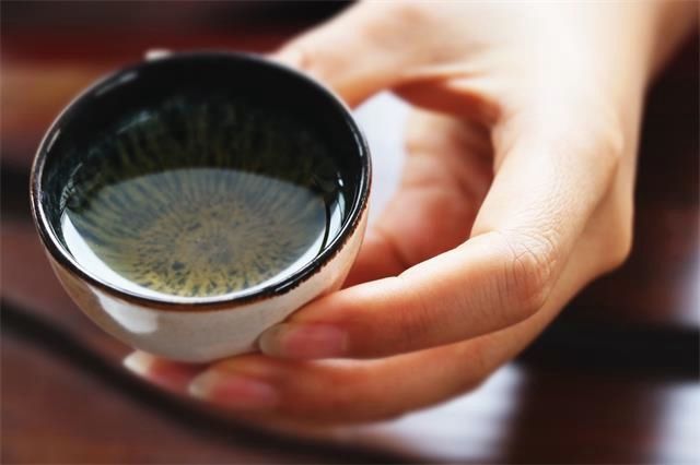 喝茶醉了 你该怎么办？