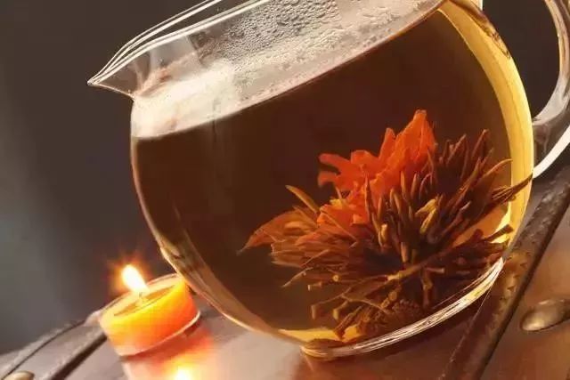 茶也分寒性和热性？喝对茶，更养人。