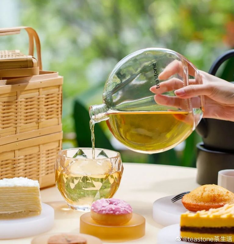 茶馆生意为什么没能出一个瑞幸？