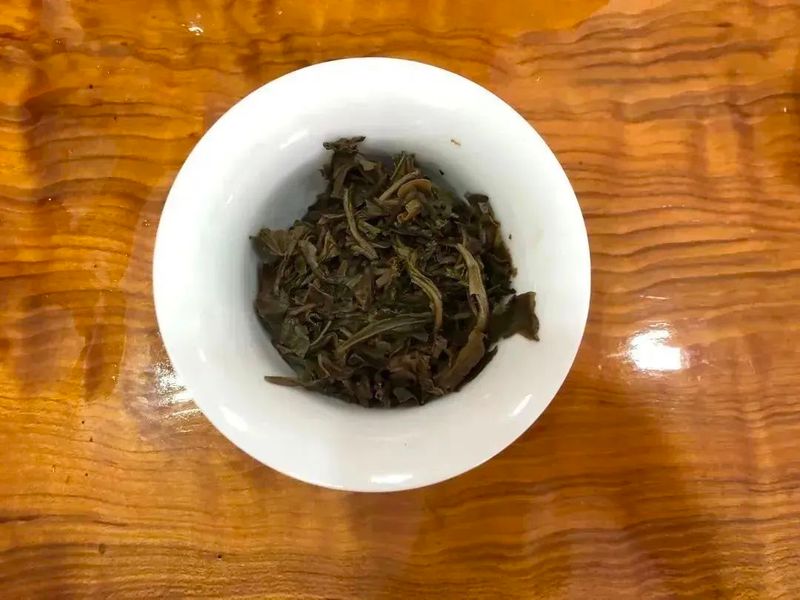老徐鉴茶：999青砖茶香好，茶味饱满，保存得当，值得收藏吗？