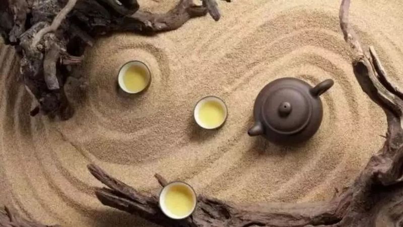 世间万物，与生俱来的喜爱茶