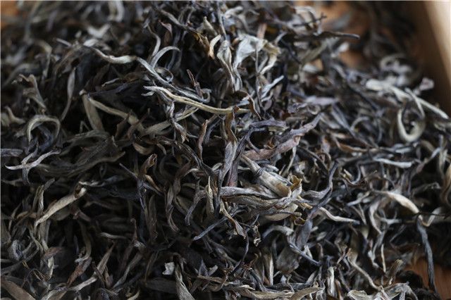 革登茶山普洱茶