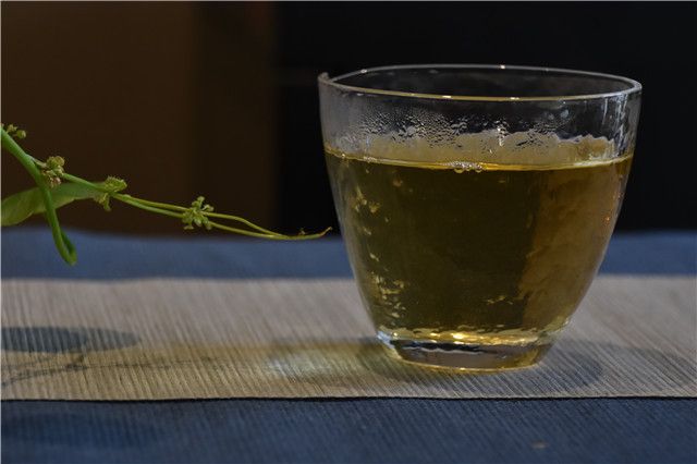 好普洱春茶多少钱一斤