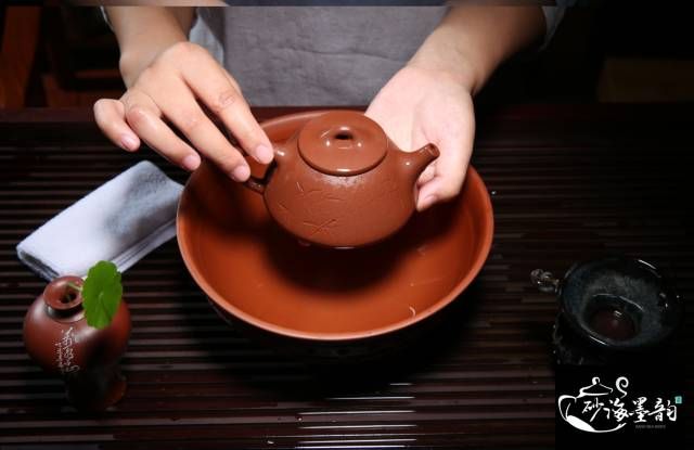 开壶要豆腐煮？收下这份紫砂壶开壶正确方法！