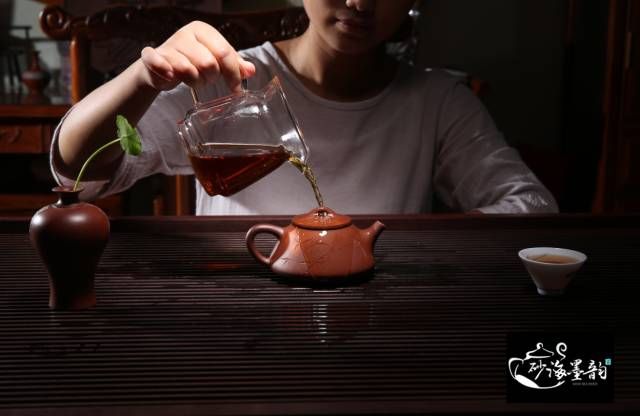 开壶要豆腐煮？收下这份紫砂壶开壶正确方法！