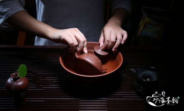 开壶要豆腐煮？收下这份紫砂壶开壶正确方法！
