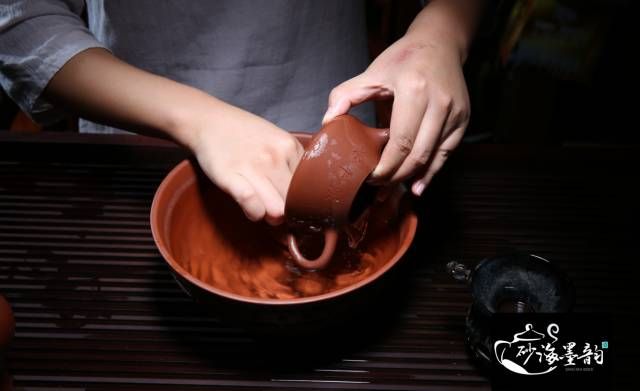 开壶要豆腐煮？收下这份紫砂壶开壶正确方法！