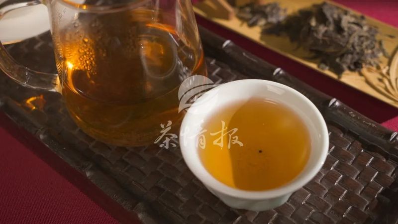 二十四节气喝茶有讲究，不同季节喝不同的茶