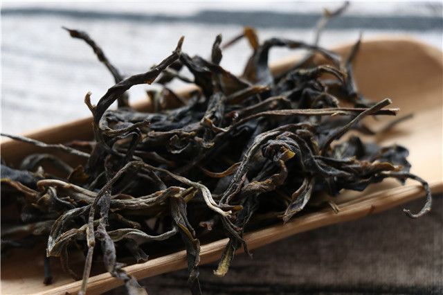 如何品味茶叶的香气