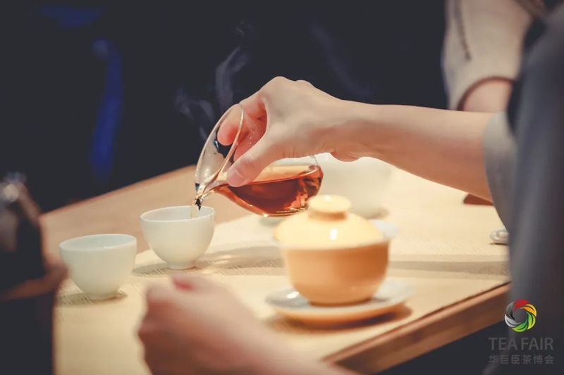 从科学的角度告诉你，茶为什么会回甘！