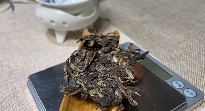 普洱茶饼怎么取茶，茶饼如何正确撬茶？