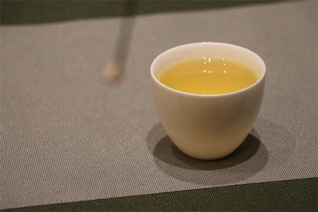 观当下的自在，有你，有茶