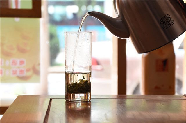 红茶冲泡温度与时间