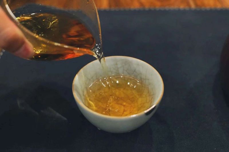 深秋时节为何要多喝乌龙茶？